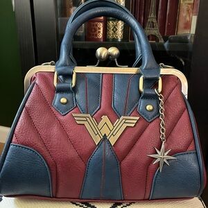 Wonder Woman Handbag